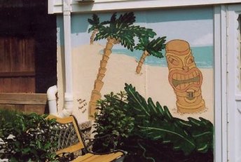 Tiki theme private back yard